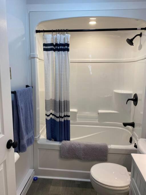 Osprey Place براكلي بيتش المظهر الخارجي الصورة